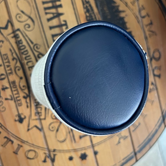 Cream Canvas Navy Blue Trim Cylindrical Barrel Wristlet Travel Bag Pouch Clutch - Picture 12 of 16